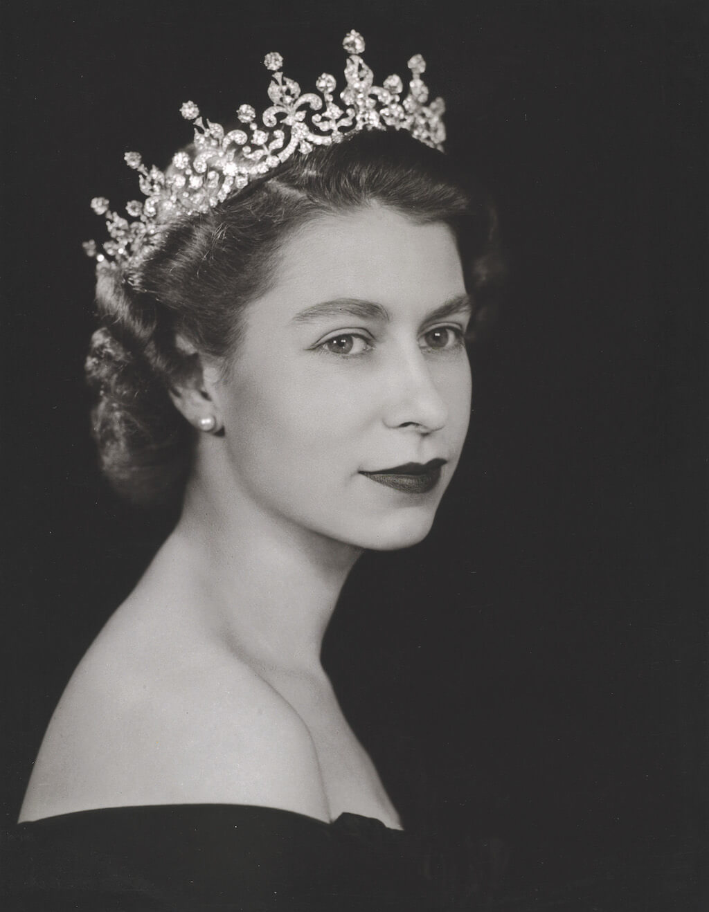 תערוכה בלונדון - על המלכה אליזבת
