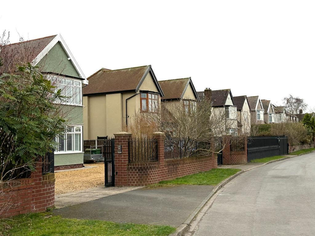 בתים פרטיים ברחוב באנגליה.